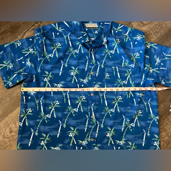 PGA TOUR S/S Button-Up Shirt and 8" Moisture Wicking Golf Short Set- L/34 - Picture 5 of 13